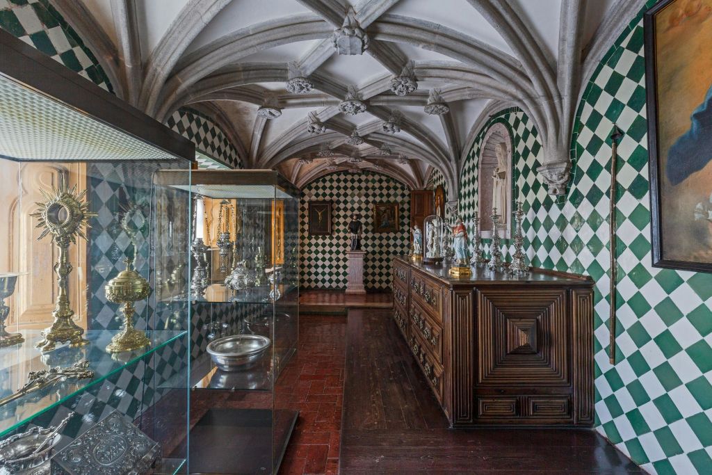 페나 국립궁전 및 공원