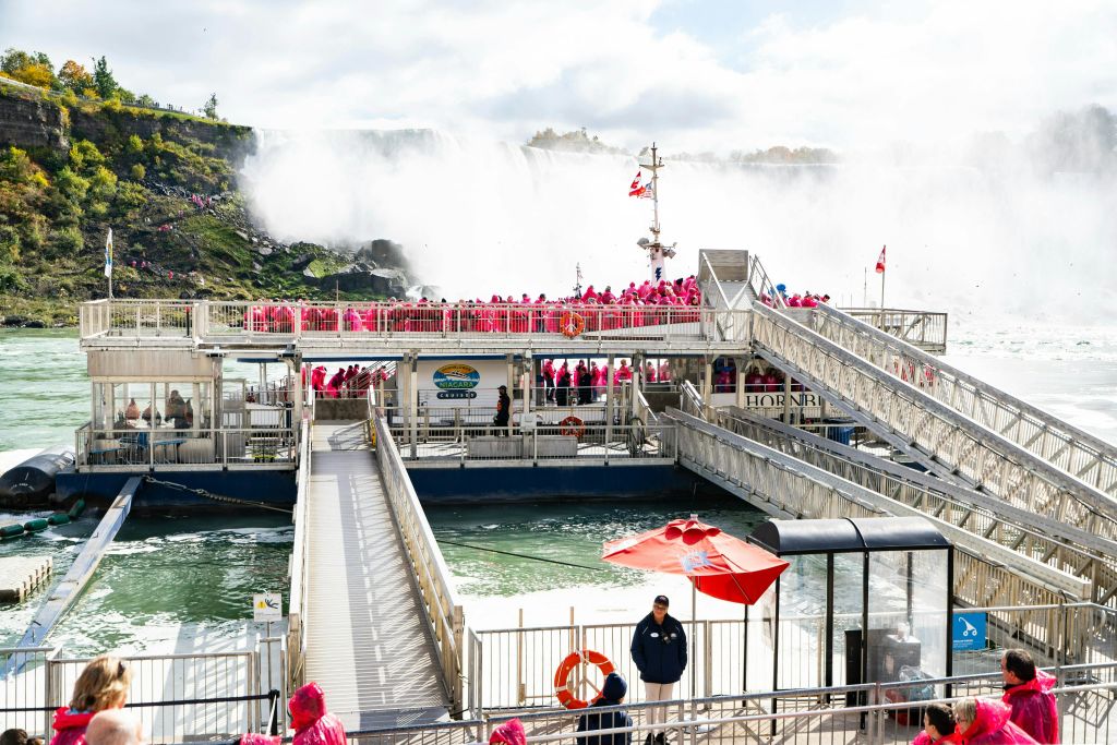 매우 바쁜 경우에도 탑승 절차가 매우 쉽고 빠릅니다.