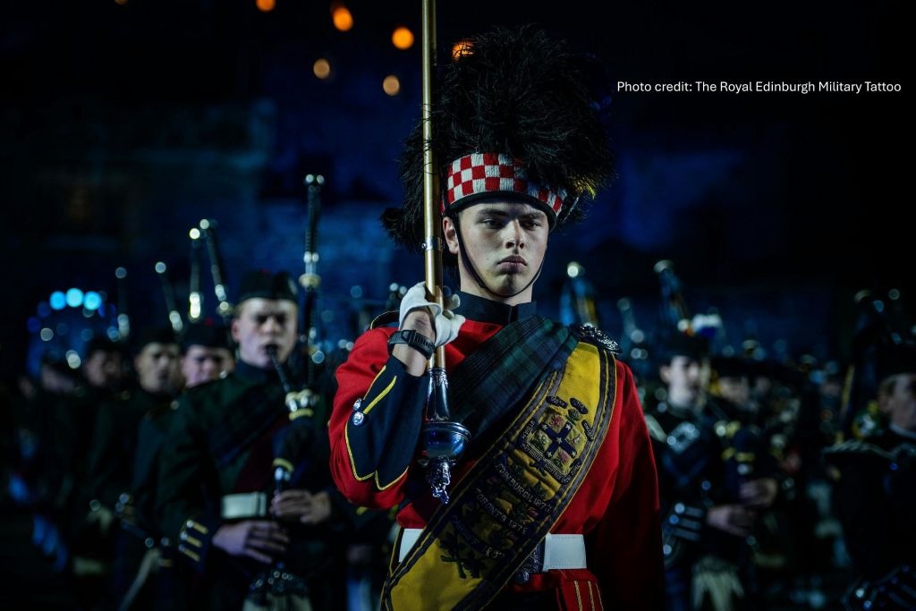 타투의 파이프와 드럼