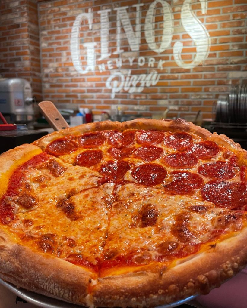 Gino's NY Pizza (Apgujeong)