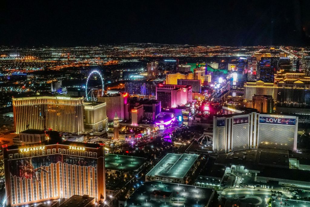 라스베이거스 야간 비행