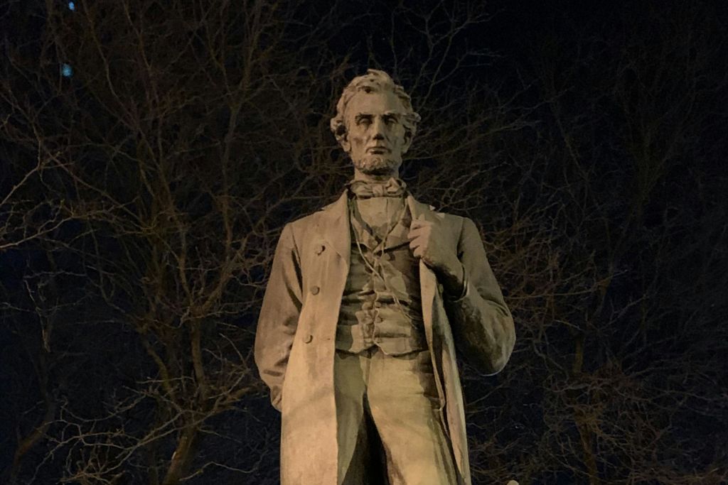 시카고 링컨 공원의 링컨 동상