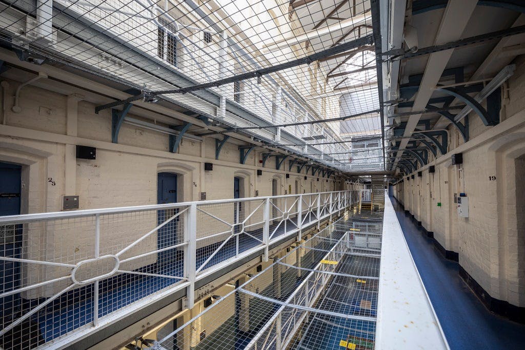 셉턴 말렛 교도소의 교도소 날개 중 하나.