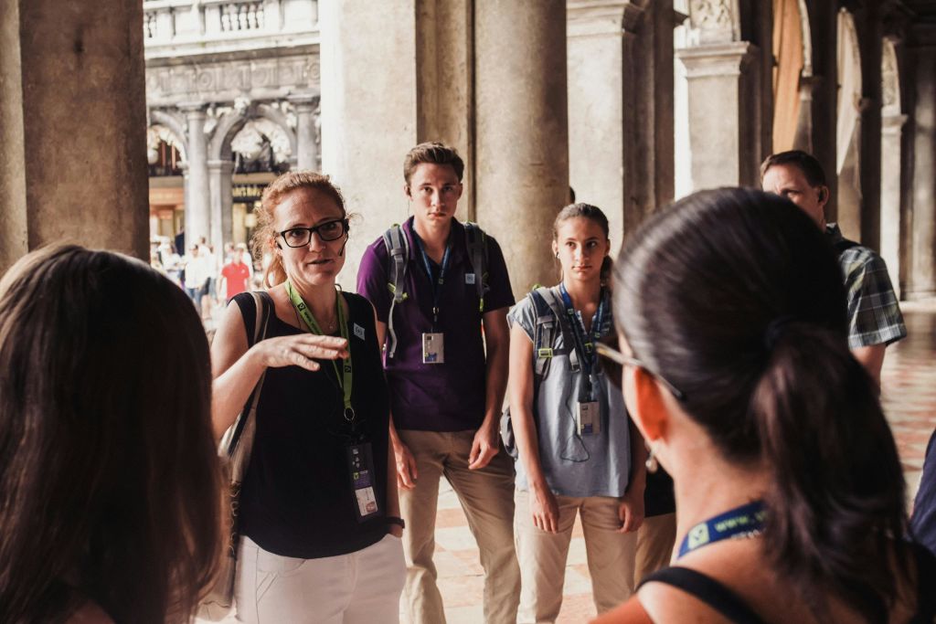 도보 & 식도락 투어