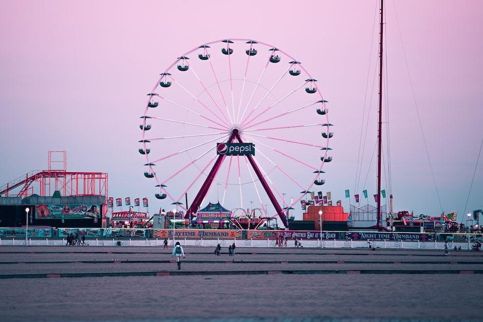 Jolly Roger ® at the Pier
