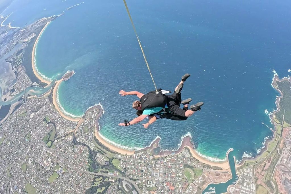 셸하버 상공에서 즐기는 스카이다이빙
