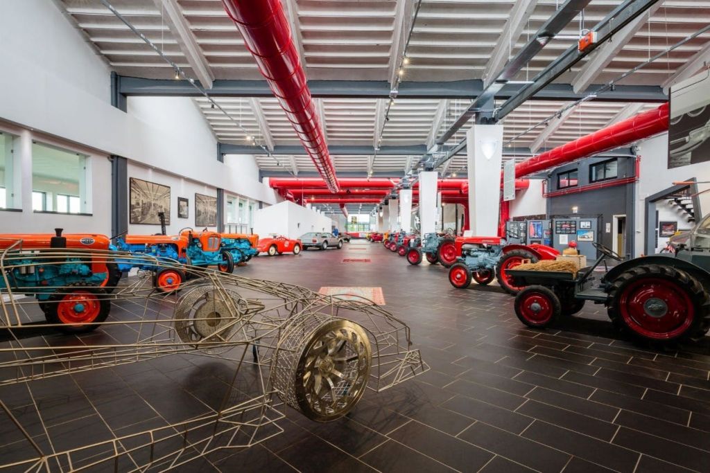 람보르기니 구 트랙터