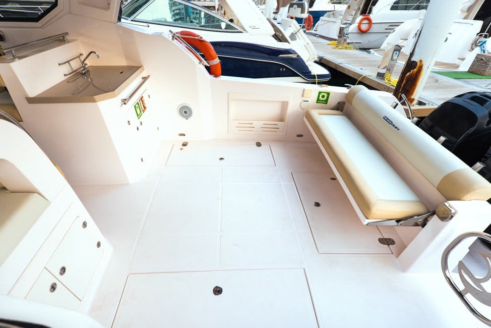 켄타우로스 헌장 - 36피트 요트 - 천둥