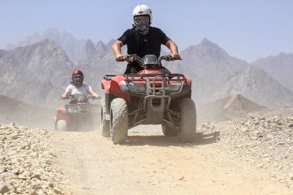 후르가다: 가이드와 함께하는 사막 사파리 + ATV, 버기카, 낙타 타기 + 저녁 식사 + 교통편