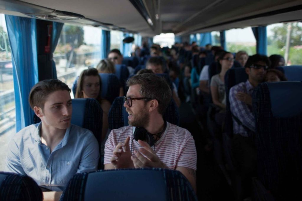 테라비전 버스의 승객