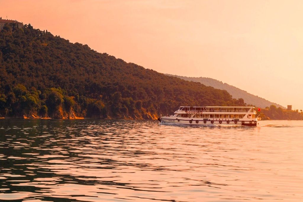 이스탄불 출발 프린세스 제도 페리 티켓