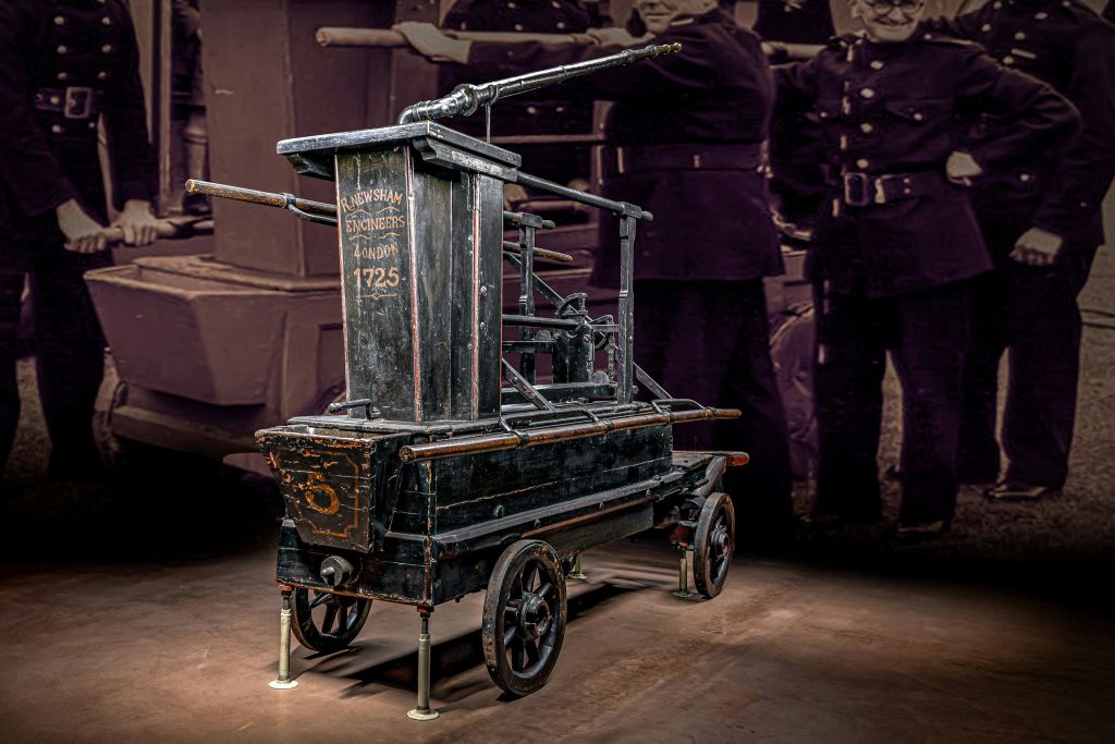 1725 Newsham Hand Pumper