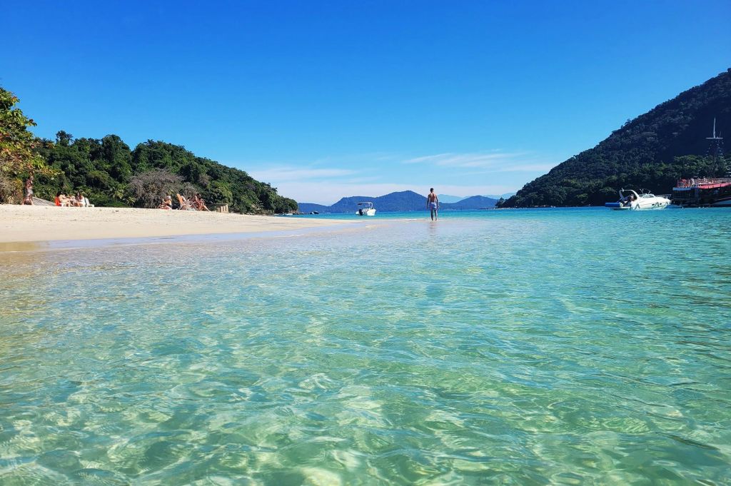 앙그라두스헤이스 & 일랴그란지