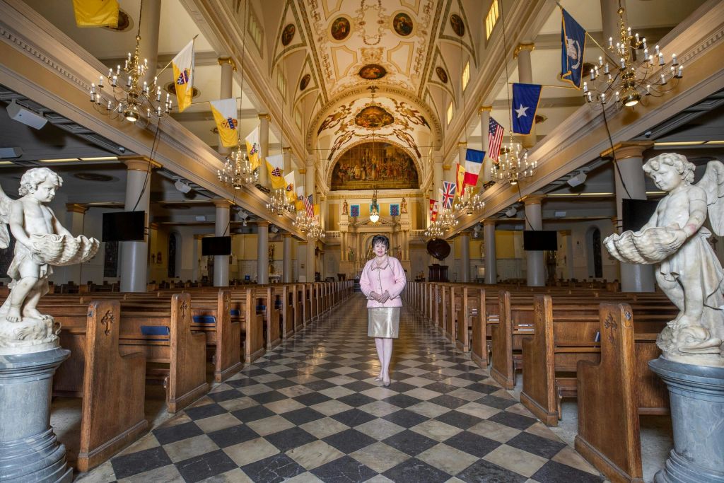 벤슨 부인과 네이브