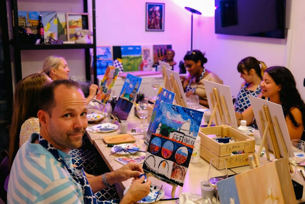 페인팅 진행 중