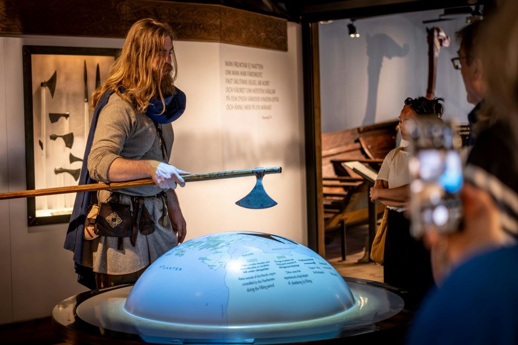 바이킹과 함께하는 가이드 투어