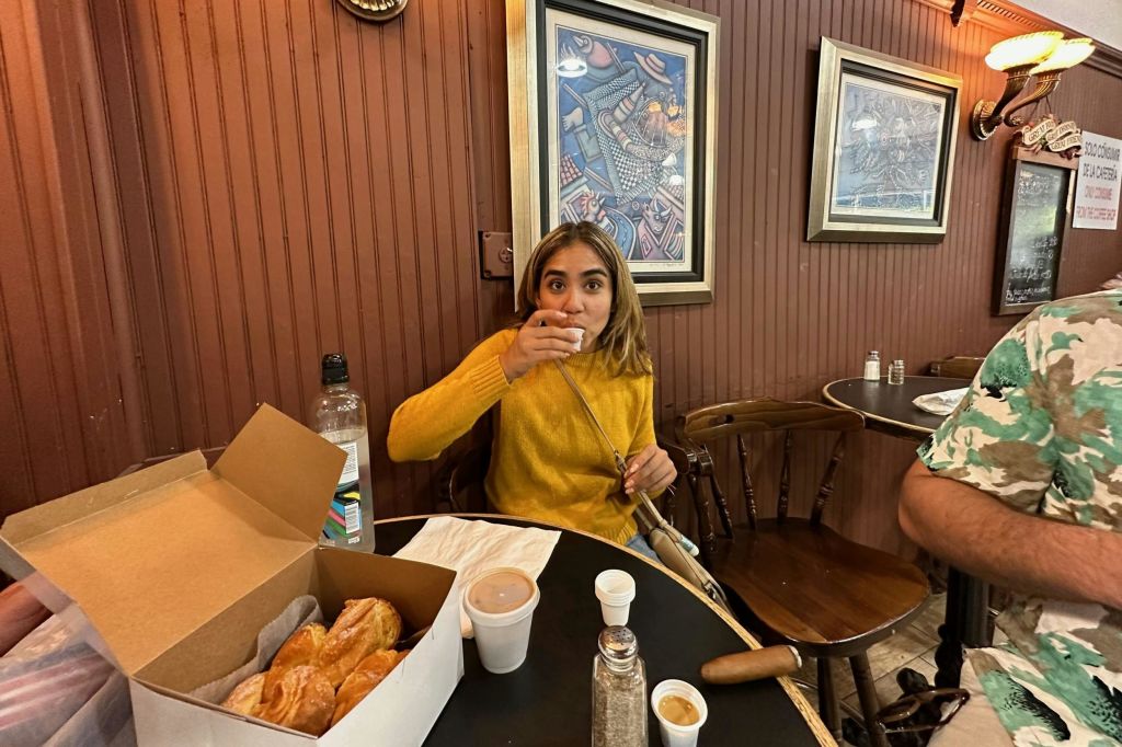 커피와 페이스트리를 맛보는 투어