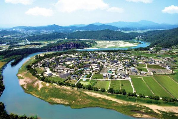 [ソウル発]世界遺産・安東「河回村」日帰り観光ツアー