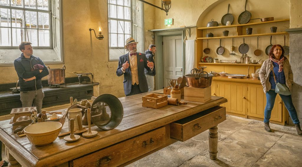 포타하우스 투어