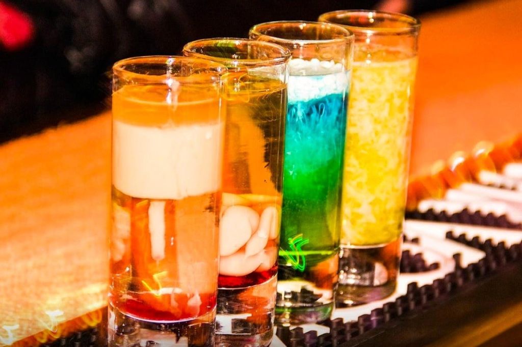 공급업체 가격에 포함되지 않은 특별 샷이 있지만 여전히 멋집니다.