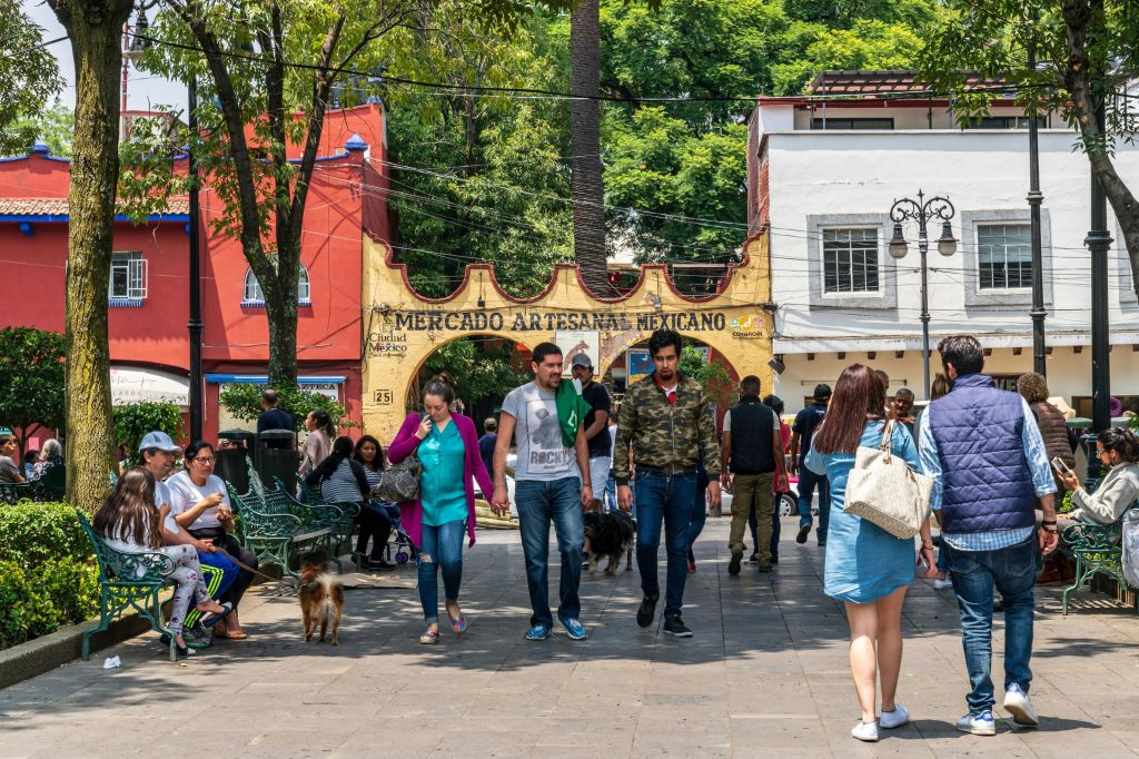 멕시코시티 코요아칸의 메르카도 수제 멕시카노 입구.