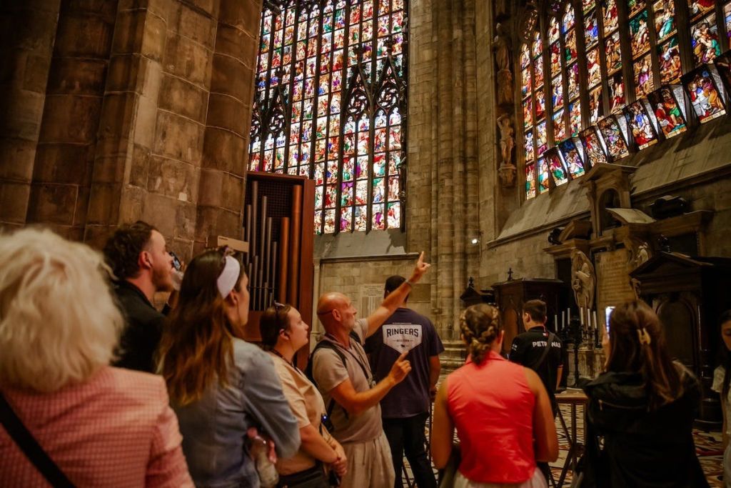 가이드와 함께하는 밀라노 두오모 성당 투어 (줄 서지 않고 입장 가능)