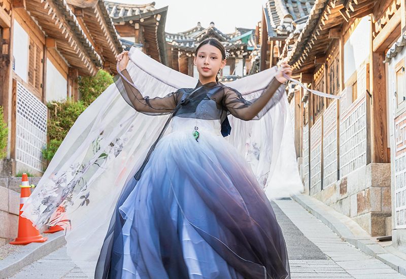 [Seoul] Hanbok Photoshoot by Hanboknam - Bukchon Hanok Village Store