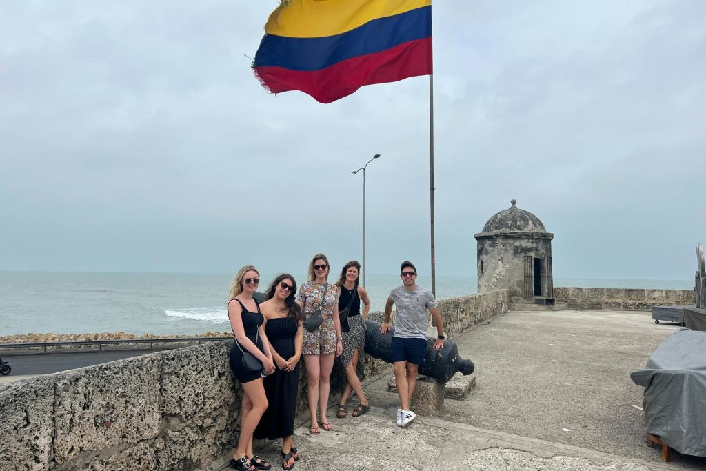 성곽 도시와 겟세마니