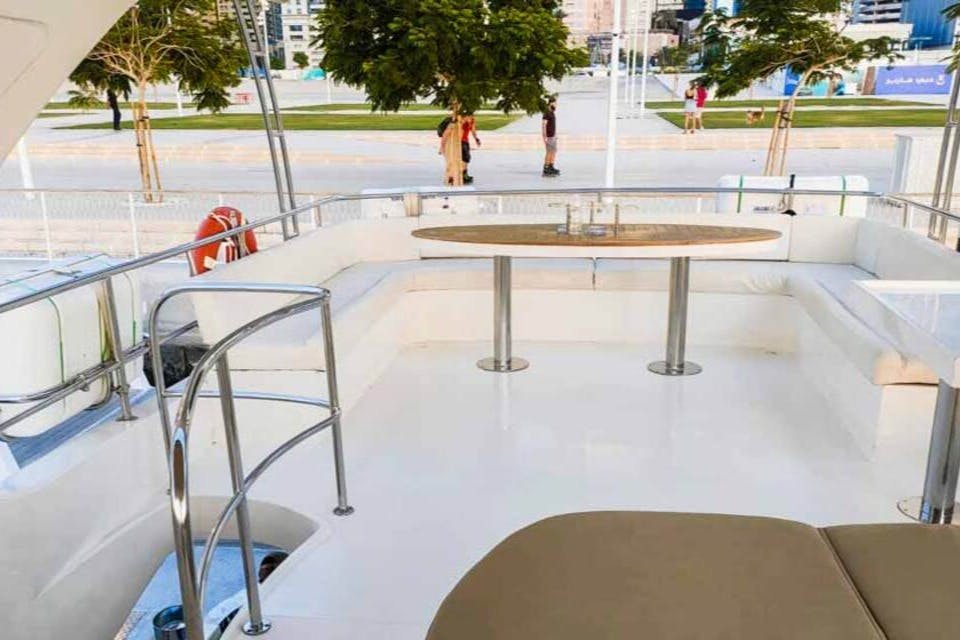 61피트 럭셔리 요트 전세 - 실버크리크