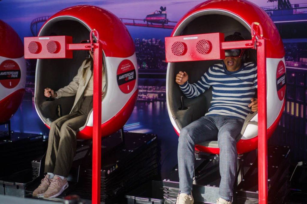 VR 롤러코스터 타기