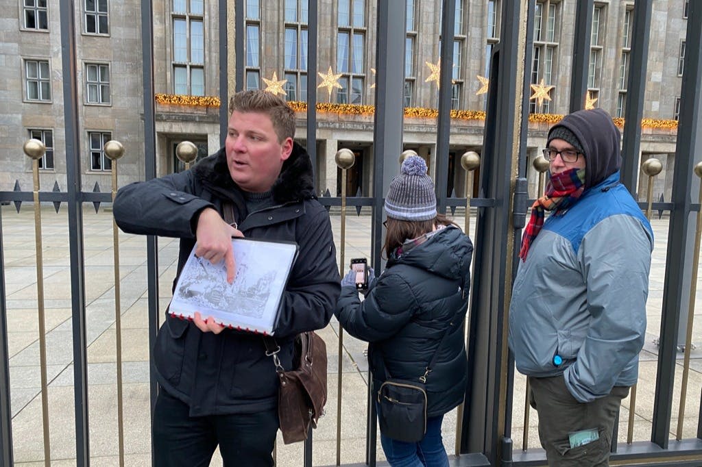 그때나 지금이나, 베를린 전투.