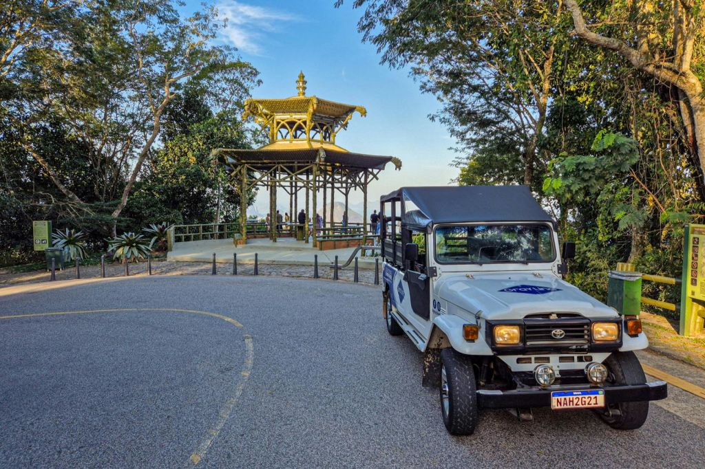 지프 타고 즐기는 열대우림 투어