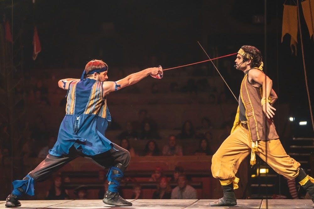 해적과 함께하는 저녁 식사 어드벤처