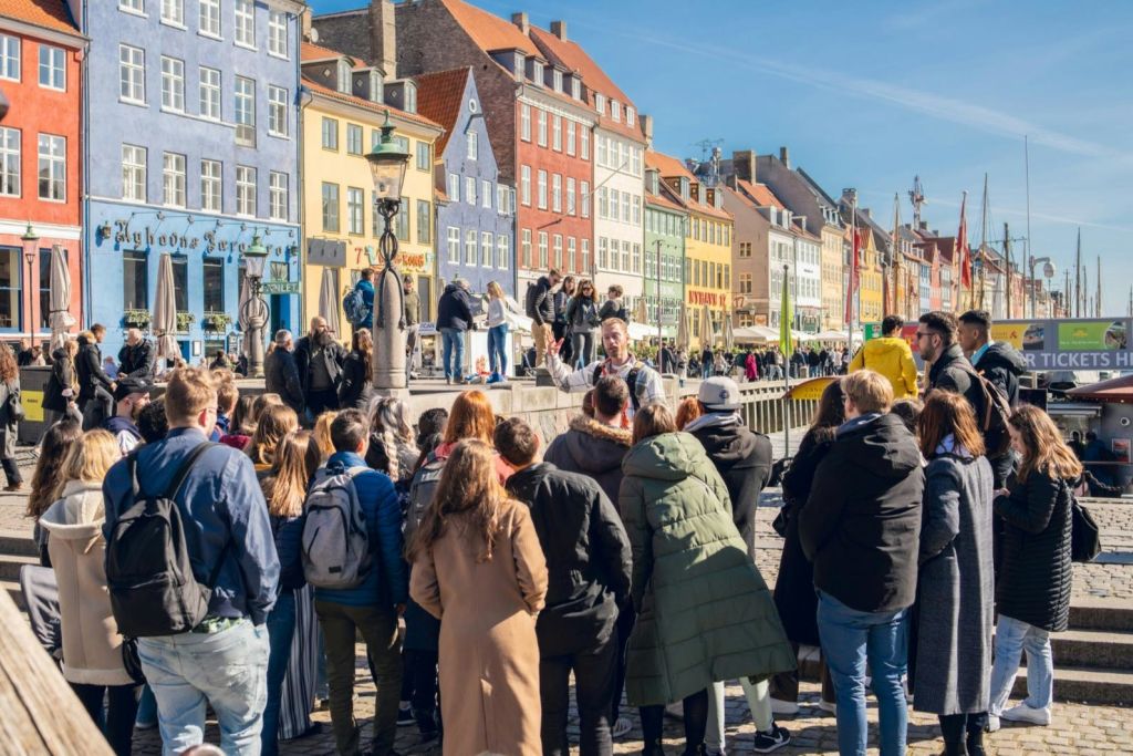 니하운 투어 그룹