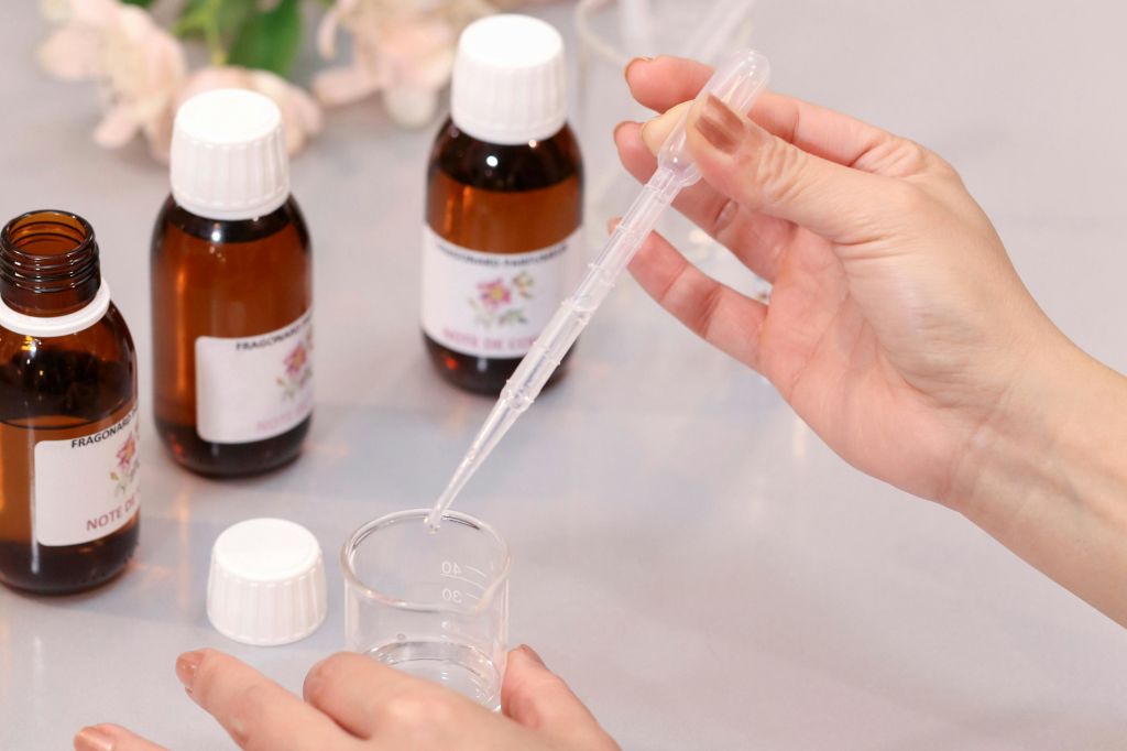 프라고나드 향수 워크숍 - 올해의 꽃