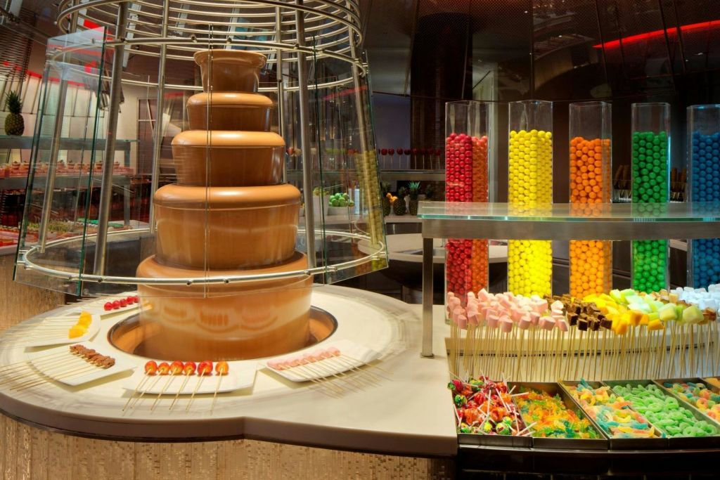 아틀란티스 더 팜 (Atlantis the Palm) 에서 즐기는 사프란 디너 뷔페 (청량 음료 포함)