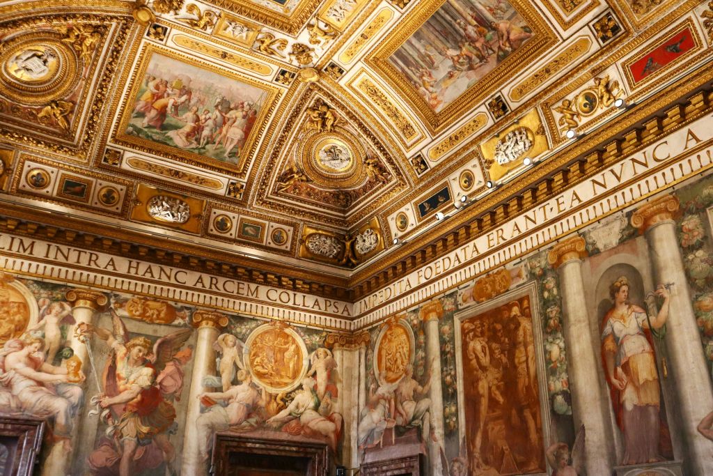 텍스트는 이미 영어로 되어 있습니다.