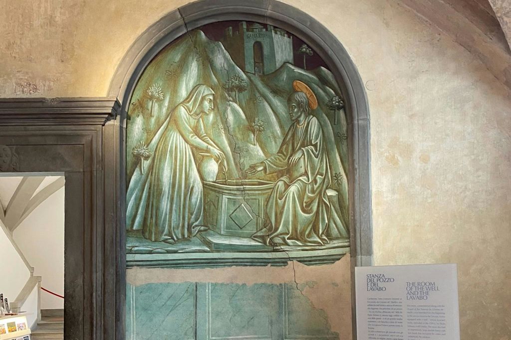 Interior of the Basilica of Santa Croce / Frescoes