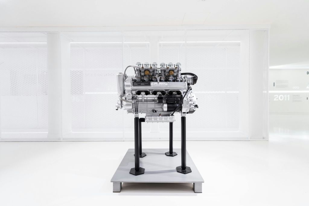 람보르기니 엔진