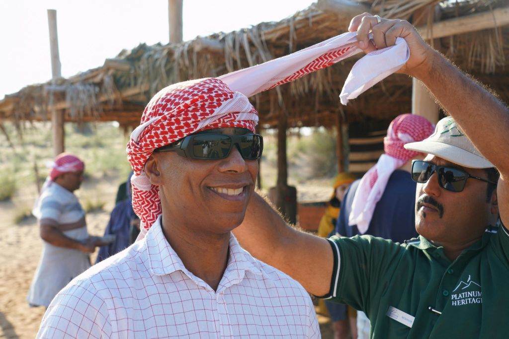 플래티넘 헤리티지: 빈티지 랜드로버 또는 낙타 캐러밴으로 즐기는 헤리티지 사파리