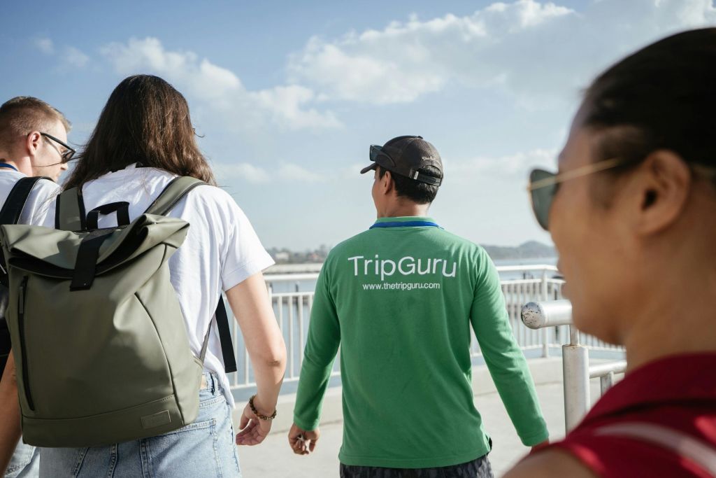 전담 기사 및 전문 가이드와 함께 특별한 어드벤처를 시작하세요.