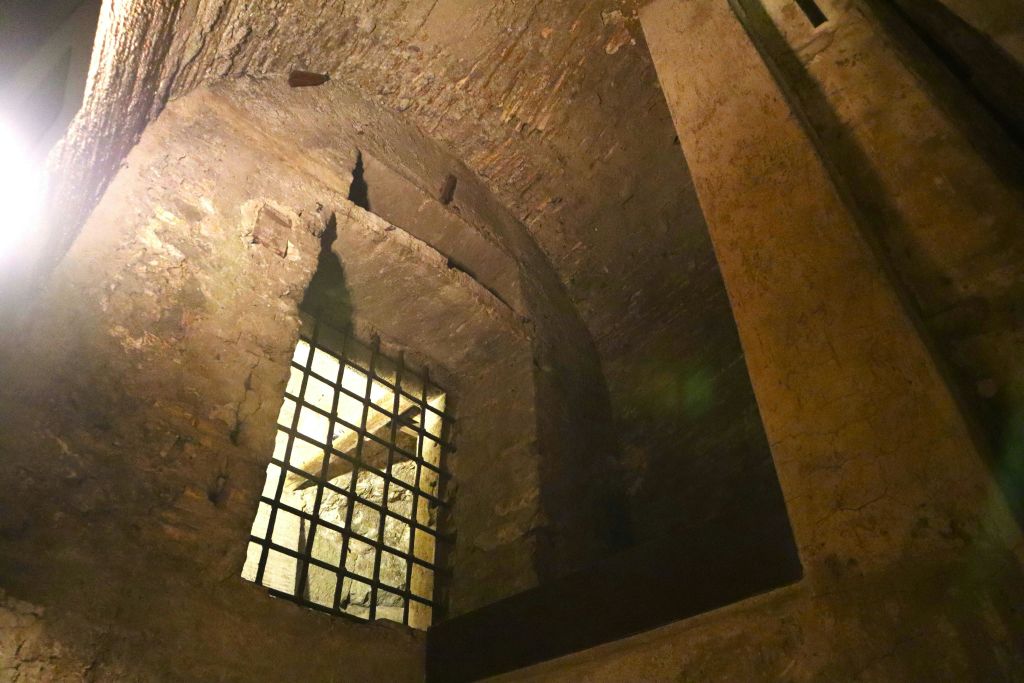 텍스트는 이미 영어로 되어 있습니다.