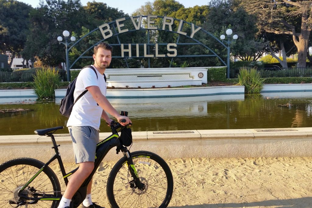 전기 자전거로 둘러보는 베벌리힐스