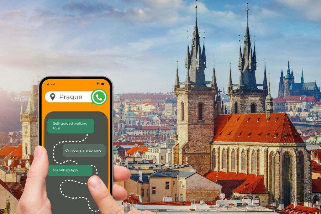 프라하에서 손에 들고 있는 휴대폰