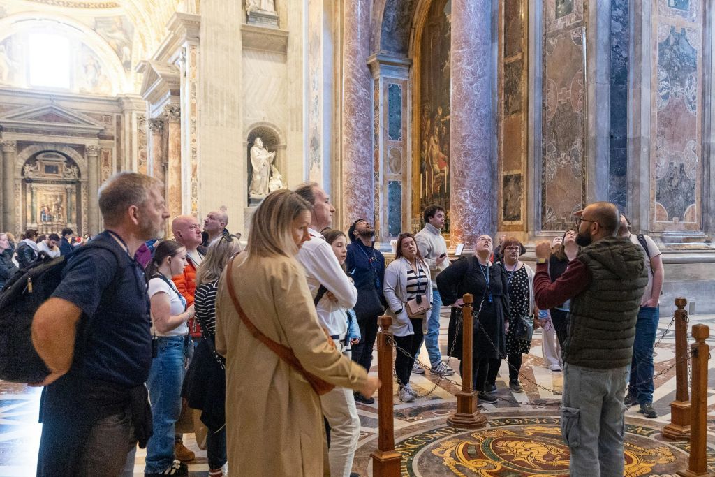 교회 내부 설명