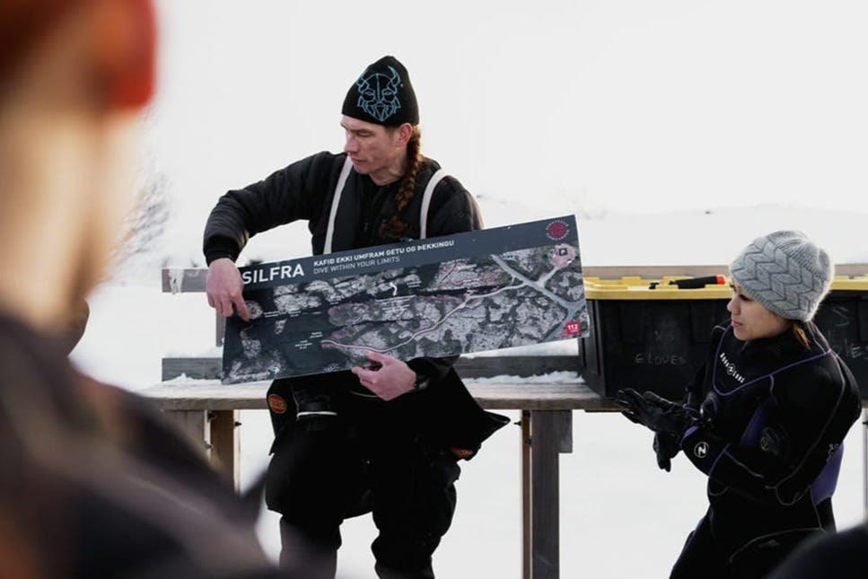 브리핑 고객 안내