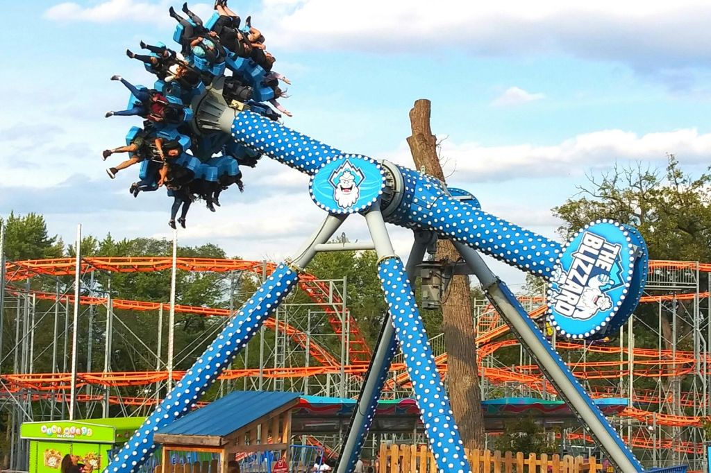 눈보라에 흔들리세요.