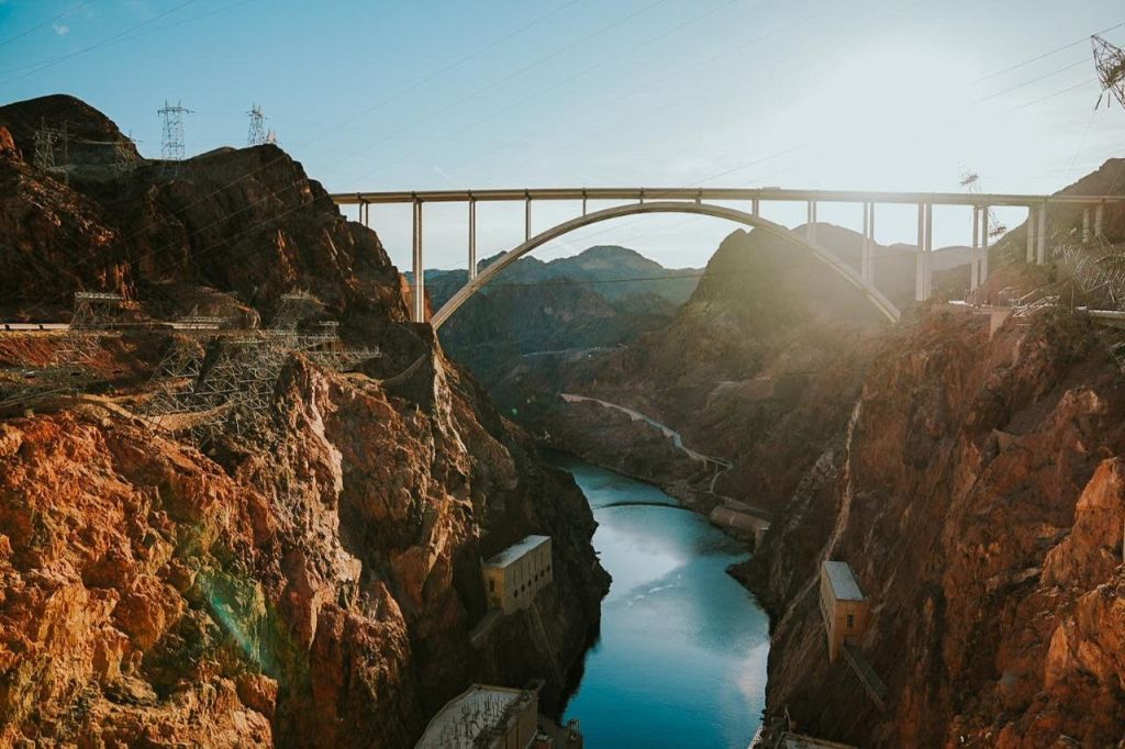 라스베이거스 VIP 후버댐 투어 + 가이드와 함께하는 오프로드 어드벤처