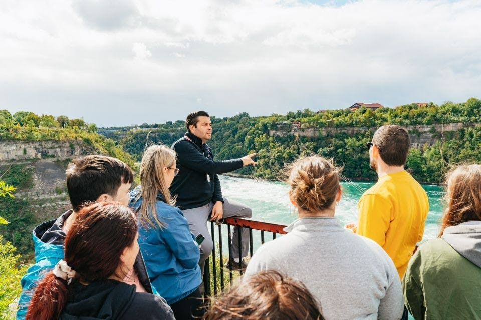 하루 중 가장 평점이 낮은 경유지는 항상 나이아가라 협곡 전망대입니다.