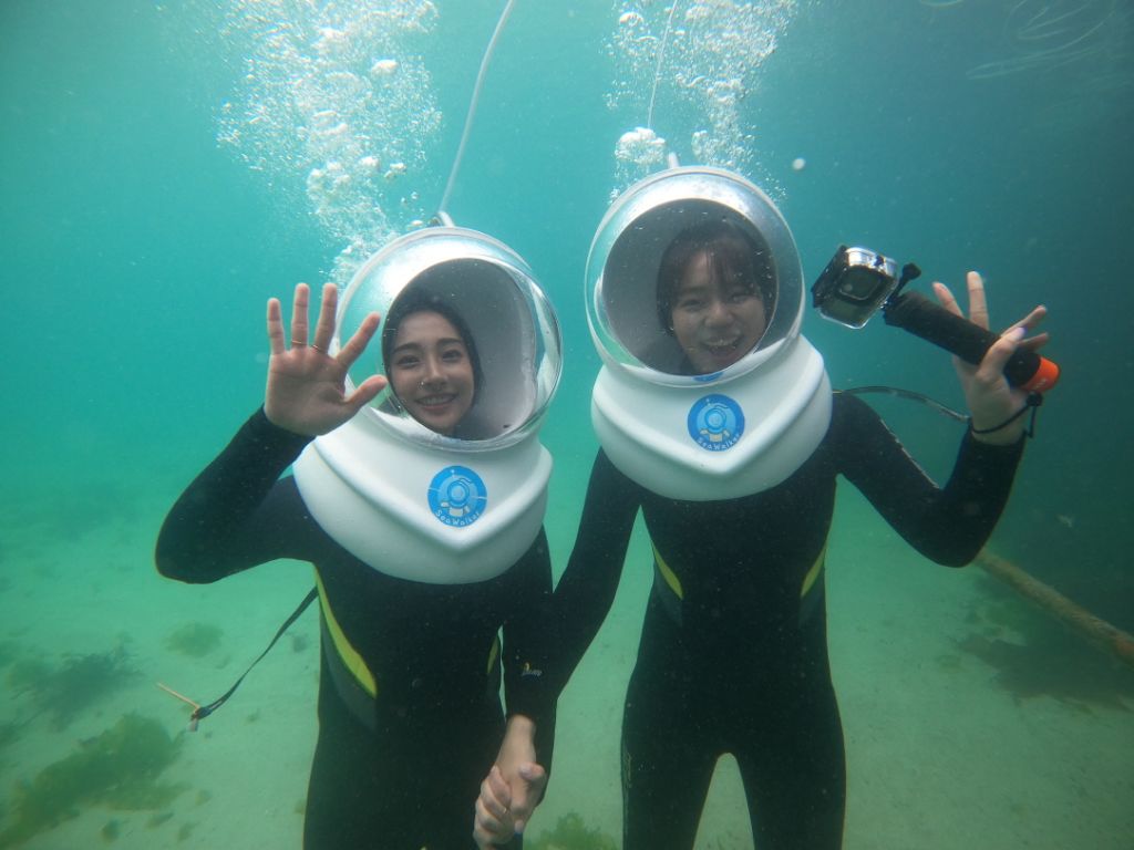 [Jeju] A unique experience of enjoying the sea, Sea Walker